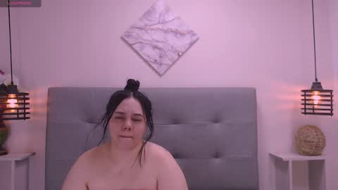 Snapshot of cheelsea_ chatting on December 2024 06:01:01 AM cheelsea_ online show from December 2024 06:01:01 AM