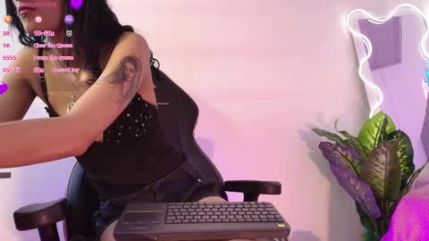 Snapshot of cheerry_tay1 chatting on February 2026 07:10:01 PM CHERRY online show from February 2026 07:10:01 PM