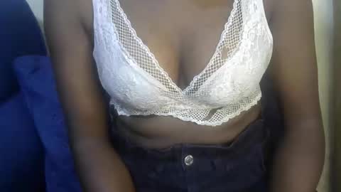 chelley online show from April 2026 06:47:01 PM