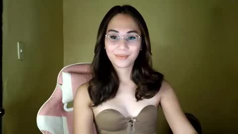 Snapshot of chelly4u69 chatting on May 2026 02:41:02 AM chelly4u69 online show from May 2026 02:41:02 AM