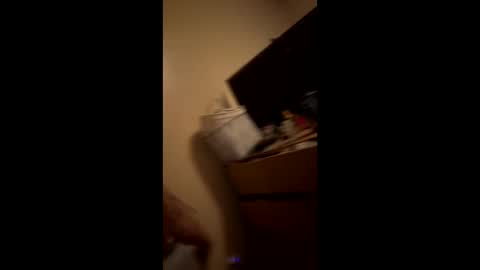 Snapshot of chellybear101 chatting on January 2025 06:12:01 AM chellybear101 online show from January 2025 06:12:01 AM