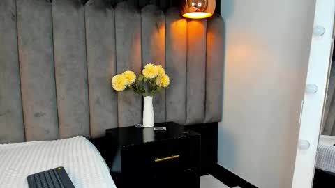 chelsea_bolton_ online show from November 2025 12:23:02 PM