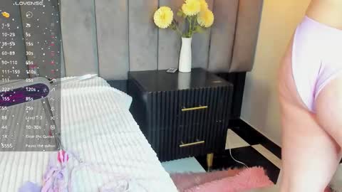 chelsea_bolton_ online show from December 2025 12:36:01 PM