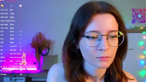 Mona online show from December 2024 06:17:02 PM