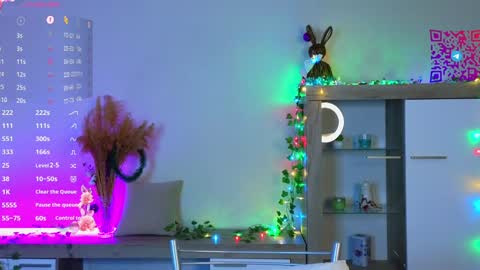 Mona online show from December 2024 03:10:01 PM