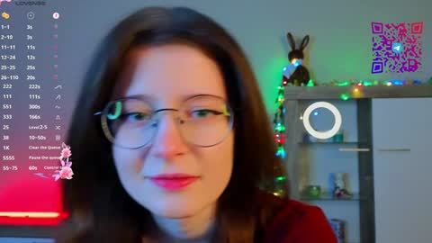 Mona online show from February 2025 03:06:01 PM