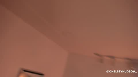 Snapshot of chelsey_hudson chatting on February 2026 12:23:02 PM chelsey_hudson online show from February 2026 12:23:02 PM