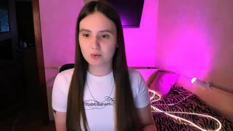Chelsy  Luxe  online show from June 2026 09:01:02 AM