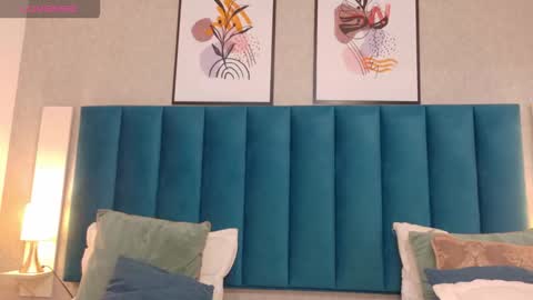   online show from October 2025 07:35:02 PM