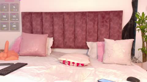   online show from April 2026 07:33:02 PM