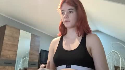 Snapshot of cherisegatchel chatting on March 2026 04:22:02 PM Emely online show from March 2026 04:22:02 PM
