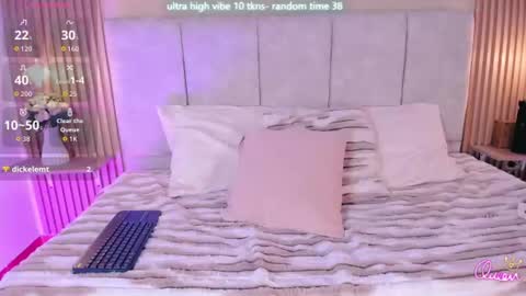 Snapshot of cherlyn_1 chatting on June 2026 01:53:02 PM cherlyn_1 online show from June 2026 01:53:02 PM