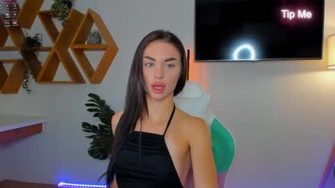 Snapshot of cherry__kiss chatting on May 2026 07:00:02 PM Cherry Kiss online show from May 2026 07:00:02 PM