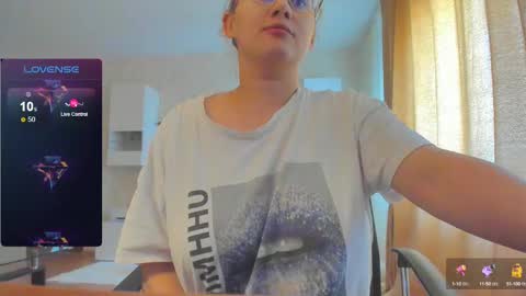 Snapshot of cherry_pie_69 chatting on February 2025 09:33:01 AM mayra online show from February 2025 09:33:01 AM