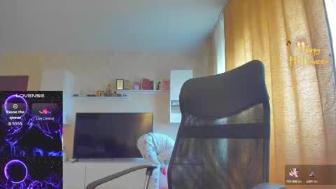 Snapshot of cherry_pie_69 chatting on October 2025 08:20:02 AM mayra online show from October 2025 08:20:02 AM