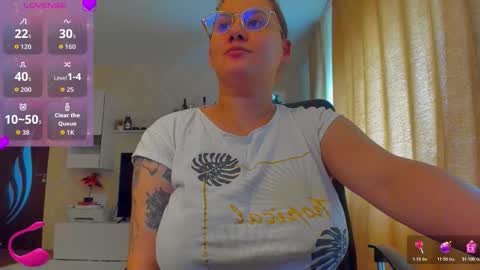 Snapshot of cherry_pie_69 chatting on January 2026 10:40:01 AM mayra online show from January 2026 10:40:01 AM