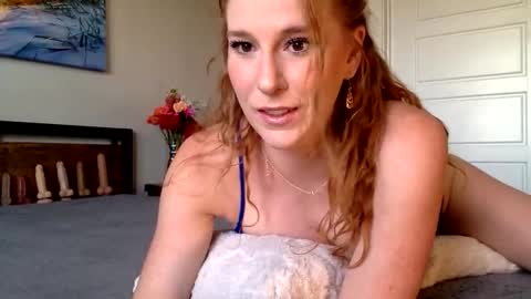 cherry sin online show from April 2026 01:00:02 AM