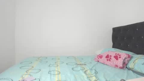 cherryblossom_23 online show from May 2026 01:43:01 AM