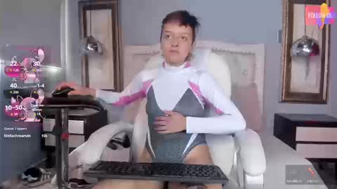 Cherry Glow  online show from October 2025 02:07:02 PM