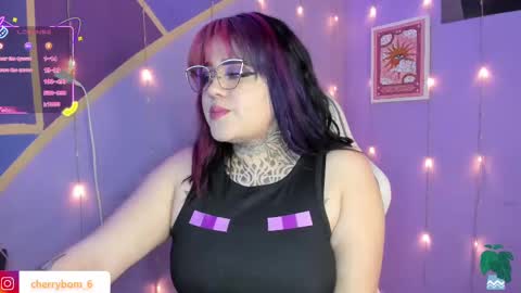  dayis independent model  online show from September 2025 02:00:02 AM