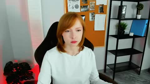 cherrycrushlove online show from May 2026 05:58:02 AM