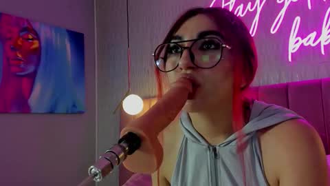 Cherry online show from October 2025 01:32:02 PM