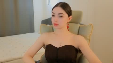 Snapshot of cherrylatte_ chatting on July 2026 07:17:02 PM Kate3 online show from July 2026 07:17:02 PM