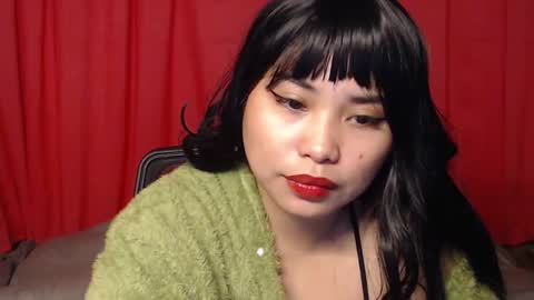 Snapshot of cherrylove25 chatting on December 2024 04:12:01 AM Purplecherry online show from December 2024 04:12:01 AM