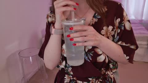 Snapshot of cherryvonfairy chatting on February 2026 09:09:02 PM Cheravona CherryVonFairy online show from February 2026 09:09:02 PM