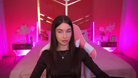 cherryylulu online show from November 2025 08:37:01 AM