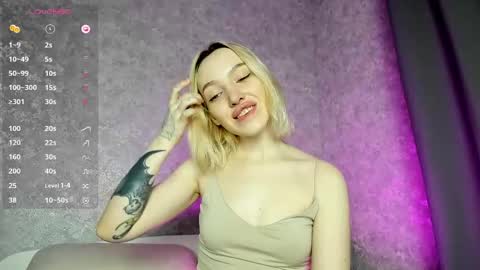 Cheryl online show from March 2025 09:22:01 PM