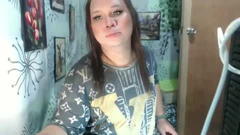 Snapshot of chescahotxxxl chatting on December 2024 01:07:02 PM chescahotxxxl online show from December 2024 01:07:02 PM