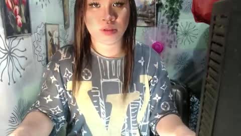 Snapshot of chescahotxxxl chatting on February 2025 05:37:01 AM chescahotxxxl online show from February 2025 05:37:01 AM