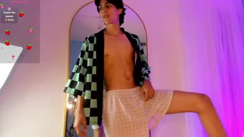 Cheys online show from April 2026 07:04:02 PM