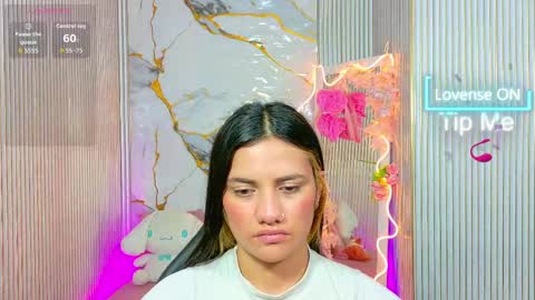 Snapshot of chiara_tay chatting on May 2026 07:11:01 PM Chiara online show from May 2026 07:11:01 PM
