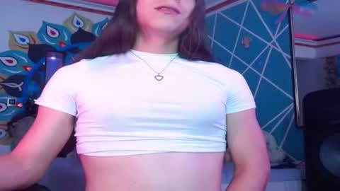Snapshot of chico_explosivo chatting on June 2026 02:53:01 AM chico_explosivo online show from June 2026 02:53:01 AM