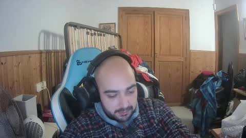 Snapshot of chicomallorca96 chatting on January 2025 02:28:01 PM chicomallorca96 online show from January 2025 02:28:01 PM