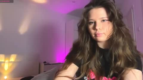 chiculya online show from April 2026 05:54:01 PM