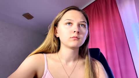 Sasha online show from September 2025 12:15:01 PM