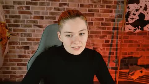 Snapshot of chillsnail_bro chatting on November 2025 09:04:01 AM Bella online show from November 2025 09:04:01 AM