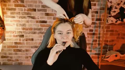 Snapshot of chillsnail_bro chatting on November 2025 09:11:01 AM Bella online show from November 2025 09:11:01 AM