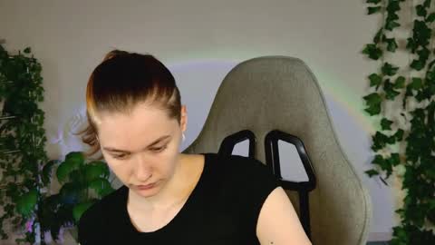 Bella online show from April 2026 09:02:01 AM