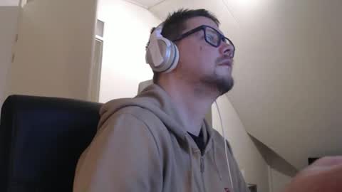 chillzonecam online show from March 2026 06:37:01 PM