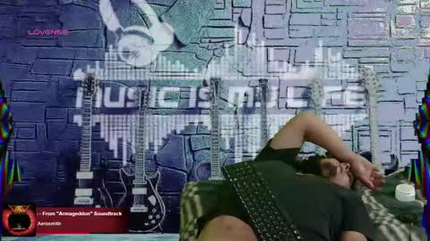 Enrique online show from March 2025 06:33:02 AM