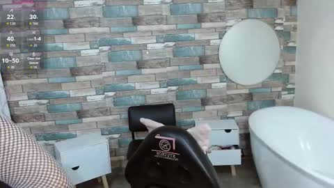 chipi_tay online show from January 2026 07:17:01 PM