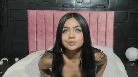 Cristal online show from January 2026 02:33:02 PM