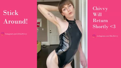 chivvychic online show from November 2025 01:05:02 AM