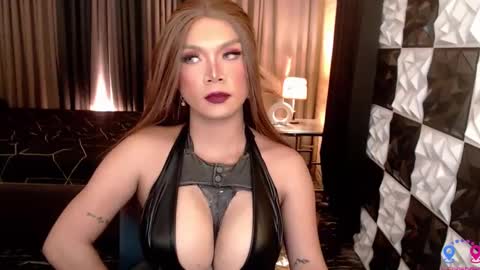 Franching Lee online show from October 2025 02:47:02 PM