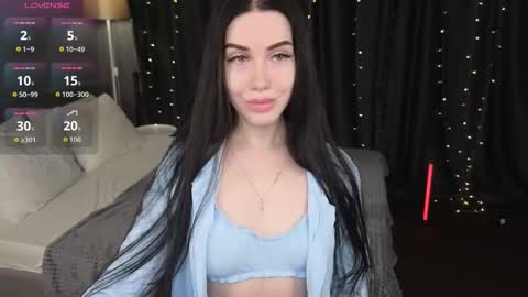 Chloe online show from March 2026 12:13:02 AM