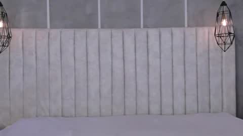 Chloe online show from February 2025 11:54:01 AM